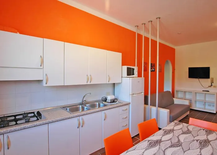 Il Pavone Aparthotel 3*