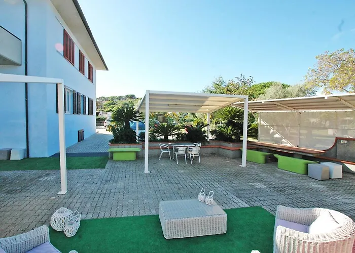 Il Pavone Aparthotel 3*